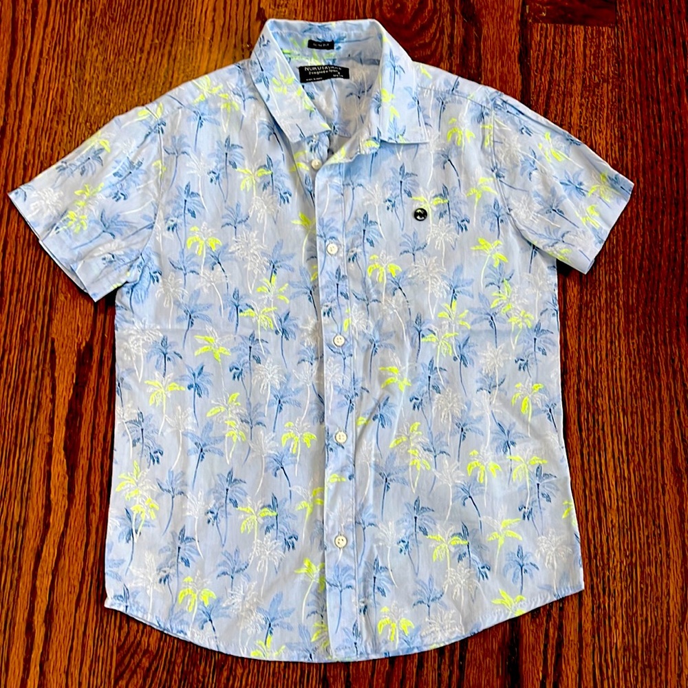 New without tags. Nukutavake Brand